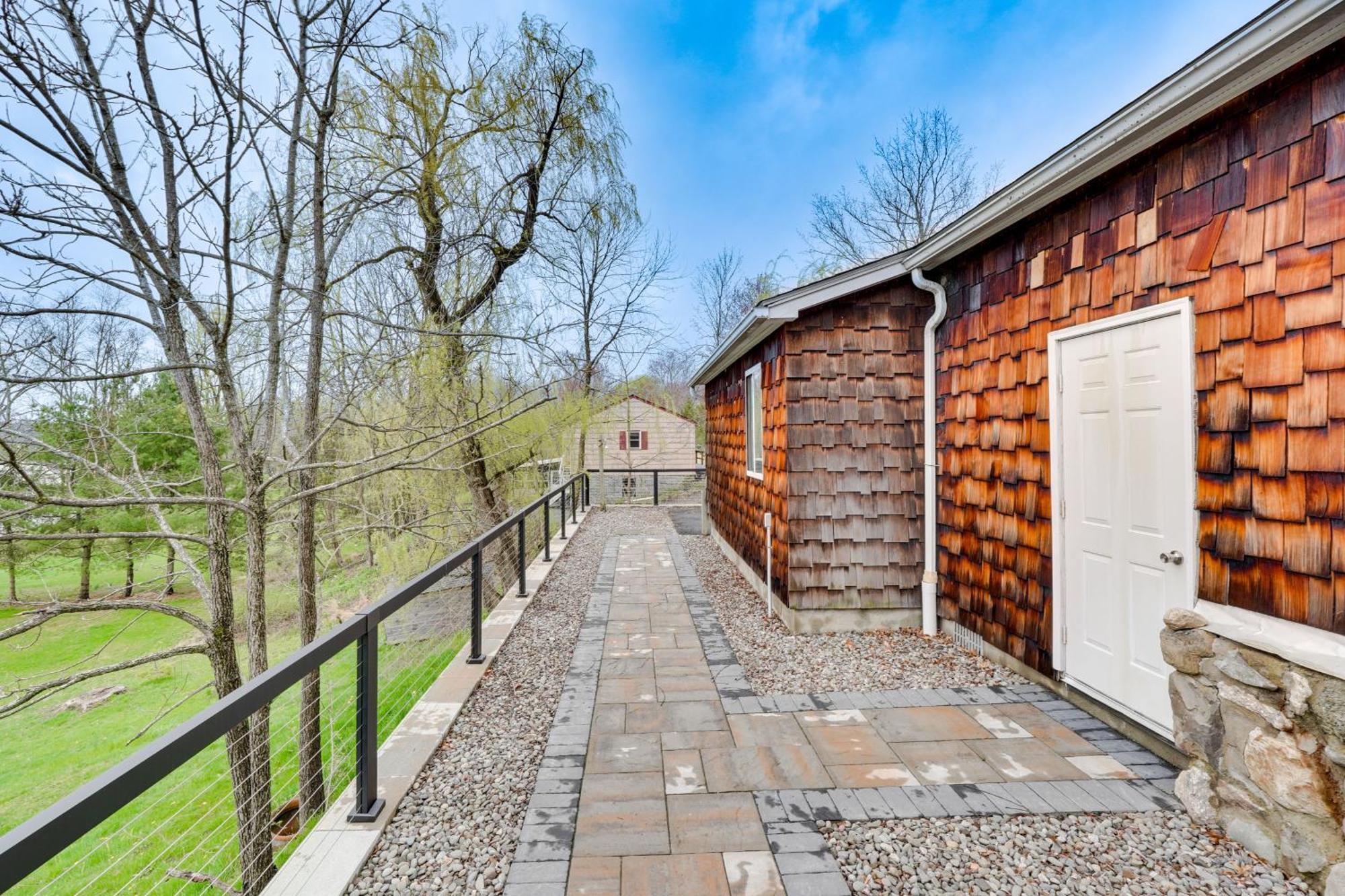 Cozy Upstate Studio With Walkill River Views! New Paltz Zewnętrze zdjęcie